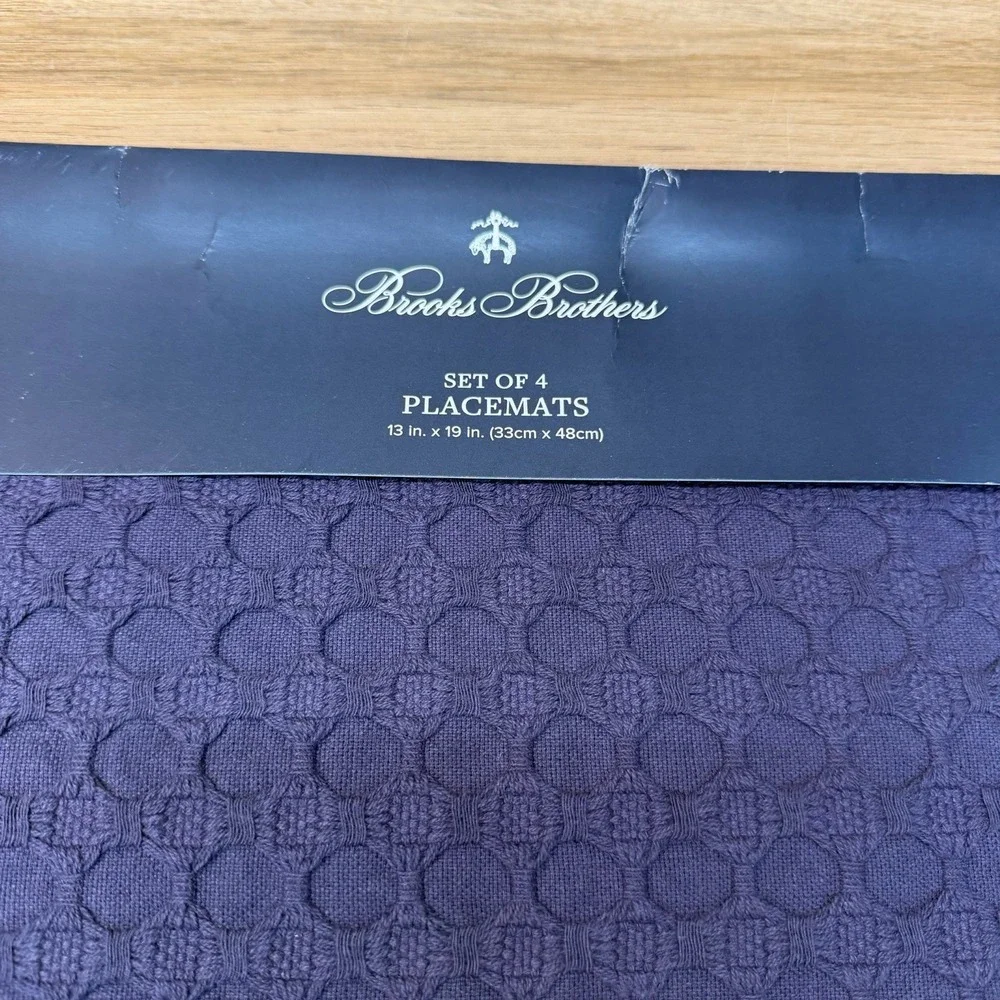 Brooks Brothers Navy Placemats Set Of 4 Waffle Weave Texture 100% Cotton NEW